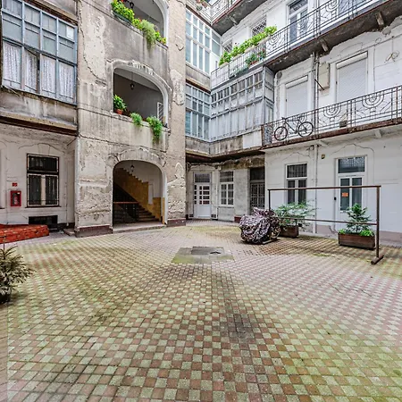 Abigel Family & Apartment