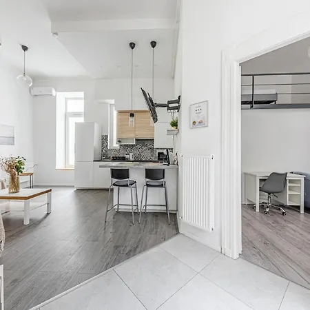 Abigel Family & Apartment